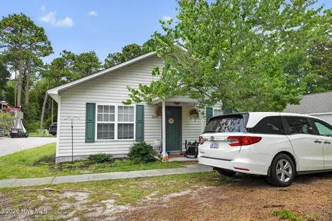 404 Beasley Rd, Wilmington, NC 28409