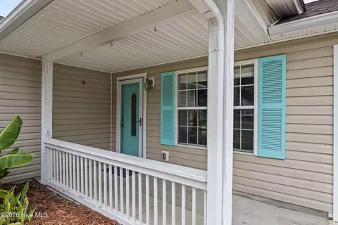 Exterior - 111 Marcil Ln, Hampstead, NC 28443 photo 4 of 14