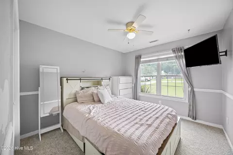 Bedroom - 111 Marcil Ln, Hampstead, NC 28443 photo 4 of 5