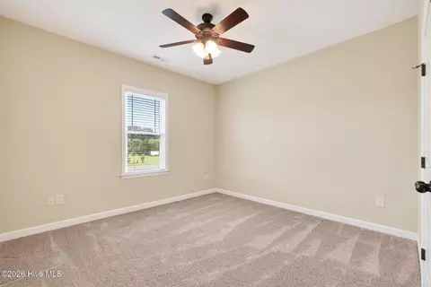 Bedroom - 156 Clipper Ln, Smithfield, NC 27577 photo 4 of 8