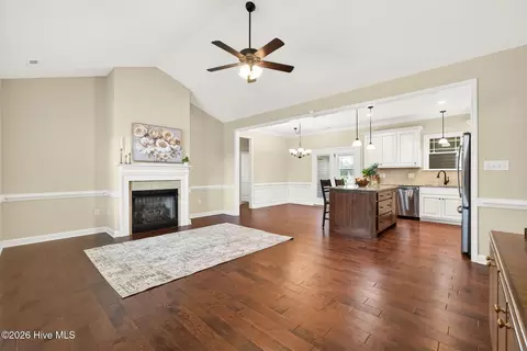 Living - 156 Clipper Ln, Smithfield, NC 27577 photo 2 of 2