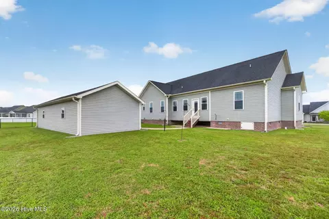 Exterior - 156 Clipper Ln, Smithfield, NC 27577 photo 9 of 9