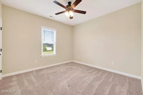 Bedroom - 156 Clipper Ln, Smithfield, NC 27577 photo 3 of 8