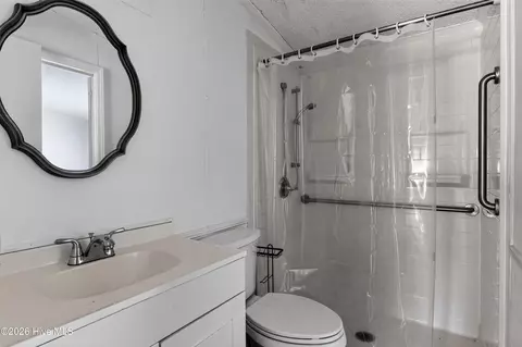 Bath - 123 Hailey Ames Dr, Hoffman, NC 28347 photo 3 of 3