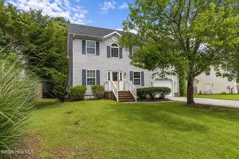 108 Yellowwood Dr, Jacksonville, NC 28546