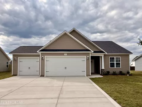 195 Laborde Ln, Raeford, NC 28376