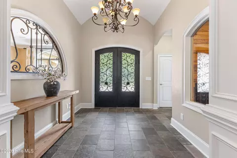 Entry Way - 439 Whitebridge Rd, Hampstead, NC 28443 photo 1 of 6