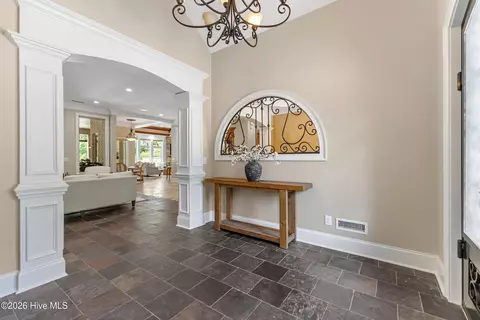 Entry Way - 439 Whitebridge Rd, Hampstead, NC 28443 photo 2 of 6