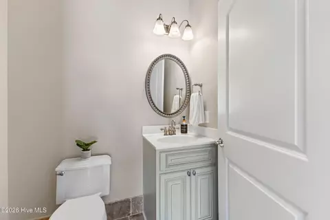 Bath - 439 Whitebridge Rd, Hampstead, NC 28443 photo 9 of 11
