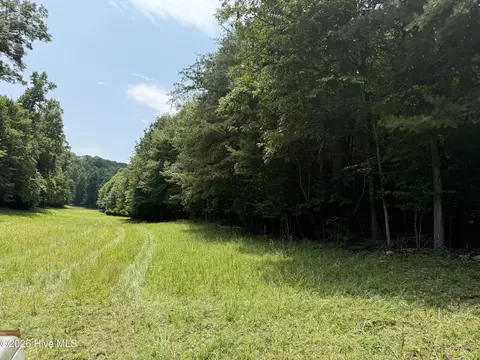 Exterior - 200 Avalon Crst, Murphy, NC 28906 photo 7 of 8