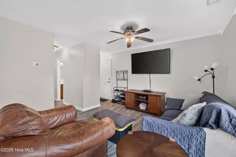 Living - 39 Roberts Rd #3, Hampstead, NC 28443 photo 1 of 1