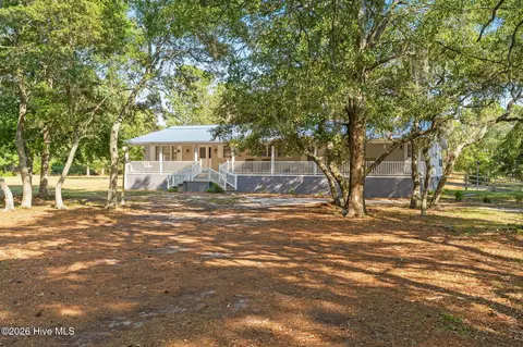 5685 Watts Rd SW, Ocean Isle Beach, NC 28469