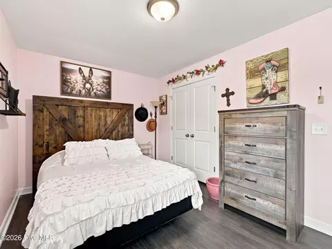Bedroom - 612 Macy Pl, Hubert, NC 28539 photo 3 of 5