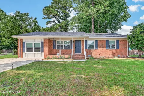 125 Linda Loop, Jacksonville, NC 28546