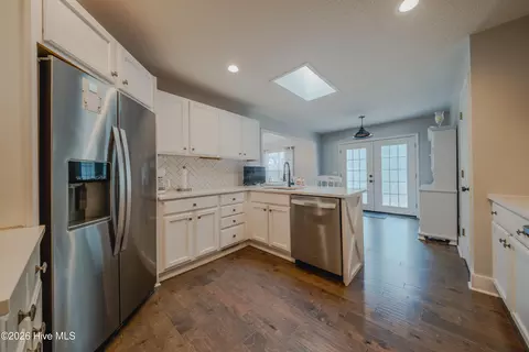 Kitchen - 29 Calhoun Ln, Pinehurst, NC 28374 photo 1 of 3
