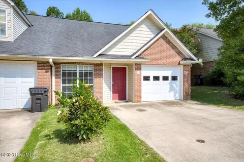 Exterior - 22 Macaulay Pl, Augusta, GA 30907 photo 5 of 6
