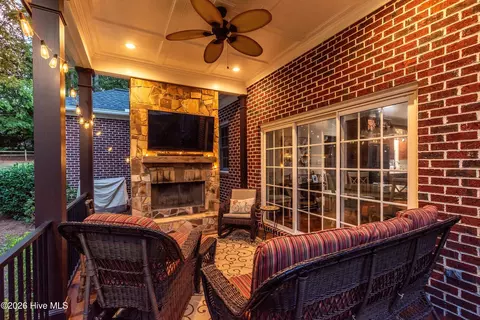 Exterior - 507 Pineview Ct, Martinez, GA 30907 photo 3 of 15