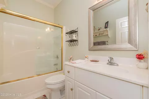 Bath - 507 Pineview Ct, Martinez, GA 30907 photo 2 of 6
