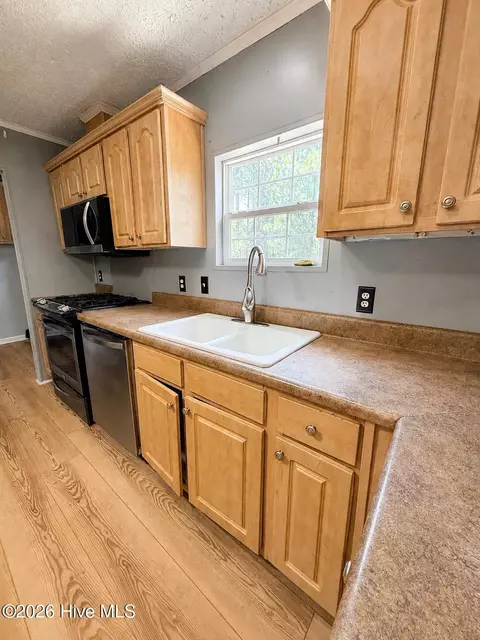 Kitchen - 6549 Snider Rd, Mitchell, GA 30820 photo 2 of 2