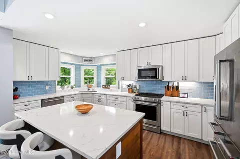 Kitchen - 629 Hughes Rd, Hampstead, NC 28443 photo 1 of 5