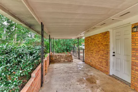 Exterior - 2425 Birdie Dr, Augusta, GA 30906 photo 5 of 10