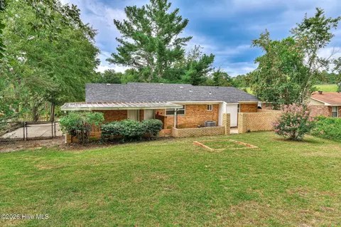 Exterior - 2425 Birdie Dr, Augusta, GA 30906 photo 9 of 10