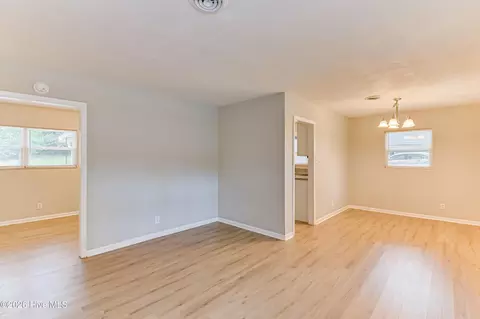 Living - 2425 Birdie Dr, Augusta, GA 30906 photo 3 of 5