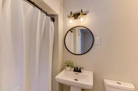 Bath - 2425 Birdie Dr, Augusta, GA 30906 photo 1 of 2
