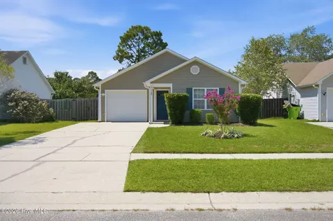1149 Amber Pines Dr, Leland, NC 28451