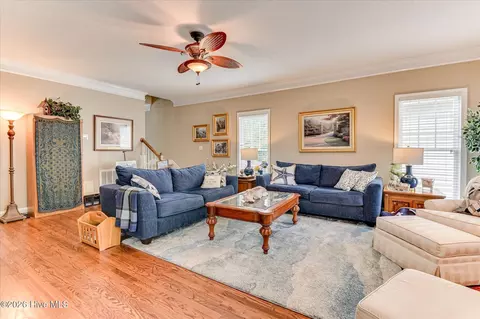 Living - 906 Nerium Trl, Evans, GA 30809 photo 2 of 4
