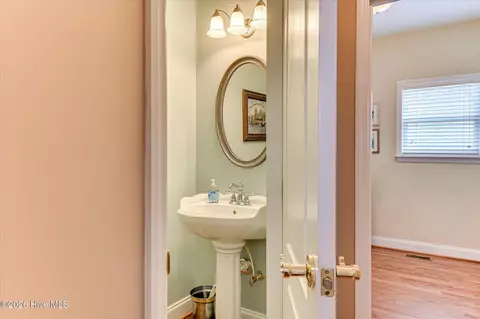 Bath - 906 Nerium Trl, Evans, GA 30809 photo 1 of 5