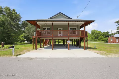 303 E Jones St, Trenton, NC 28585
