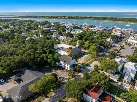 204 Turner St, Beaufort, NC 28516