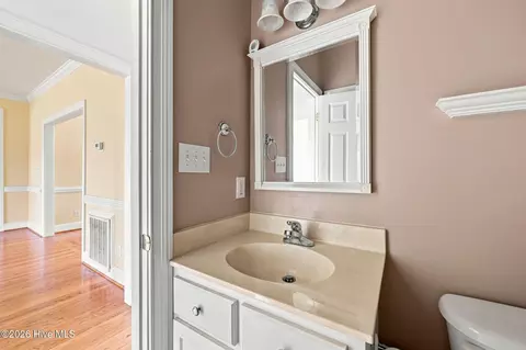 4921 Pauls Path Rd, La Grange, NC 28551