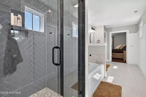 Bath - 58 E Maritt St, Hampstead, NC 28443 photo 2 of 5