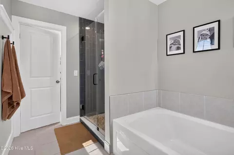 Bath - 58 E Maritt St, Hampstead, NC 28443 photo 4 of 5