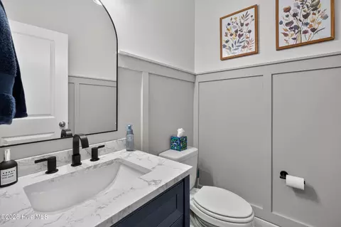 Bath - 58 E Maritt St, Hampstead, NC 28443 photo 3 of 5