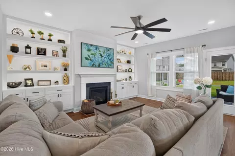 Living - 58 E Maritt St, Hampstead, NC 28443 photo 1 of 1