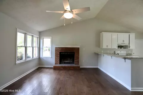 Living - 100 Sawmill Rd E, Pinehurst, NC 28374 photo 1 of 6
