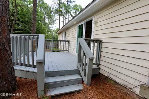 Exterior - 100 Sawmill Rd E, Pinehurst, NC 28374 photo 2 of 7