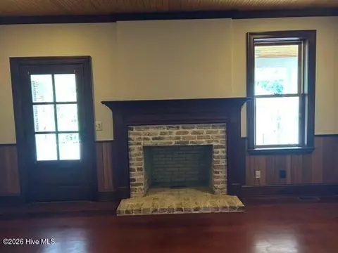 Living - 2819 Lombardy Ct, Augusta, GA 30909 photo 1 of 3