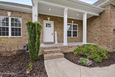 Exterior - 37 Beryl Cir, Pinehurst, NC 28374 photo 2 of 6