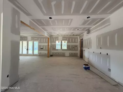 Living - 205 Schmidt Ln, Cameron, NC 28326 photo 2 of 4