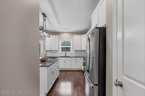 Entry Way - 209 Forester Dr, Vass, NC 28394 photo 2 of 7