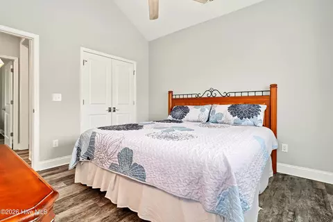 Bedroom - 107 Crystal Moon Way, Hampstead, NC 28443 photo 4 of 6