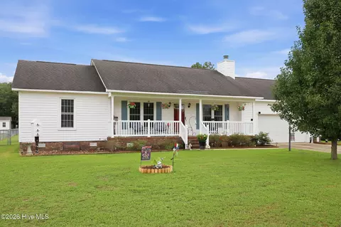 2345 Mayfield Dr, Winterville, NC 28590
