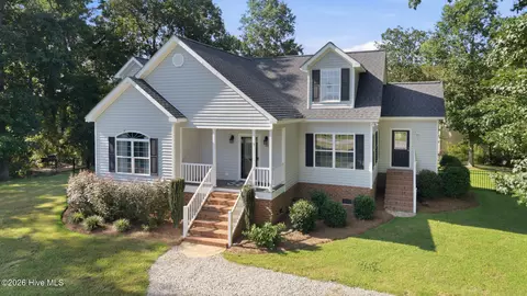 Exterior - 703 Tankard Dr, Bath, NC 27808 photo 3 of 13