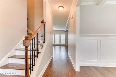 Entry Way - 220 Edenbridge Way, Evans, GA 30809 photo 2 of 8