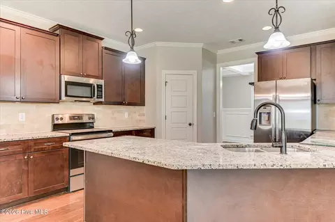 Kitchen - 220 Edenbridge Way, Evans, GA 30809 photo 2 of 5