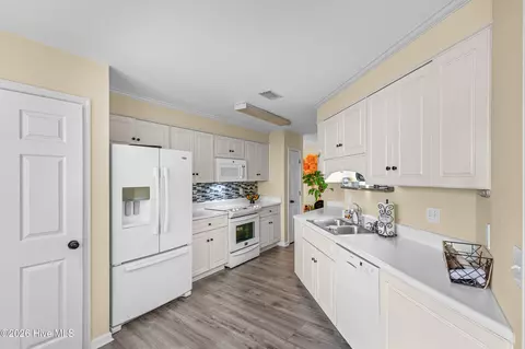 Kitchen - 4138 Eagle Nest Dr, Evans, GA 30809 photo 1 of 4
